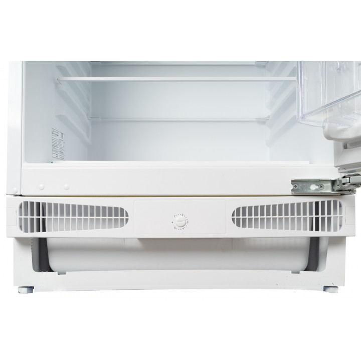 Холодильник SLS E136W0M